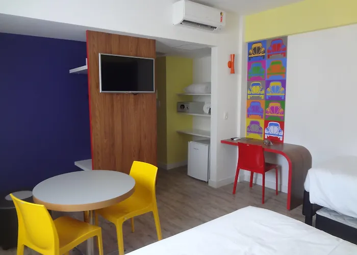 Ibis Styles Balneário Camboriú - 1 Quadra do Mar